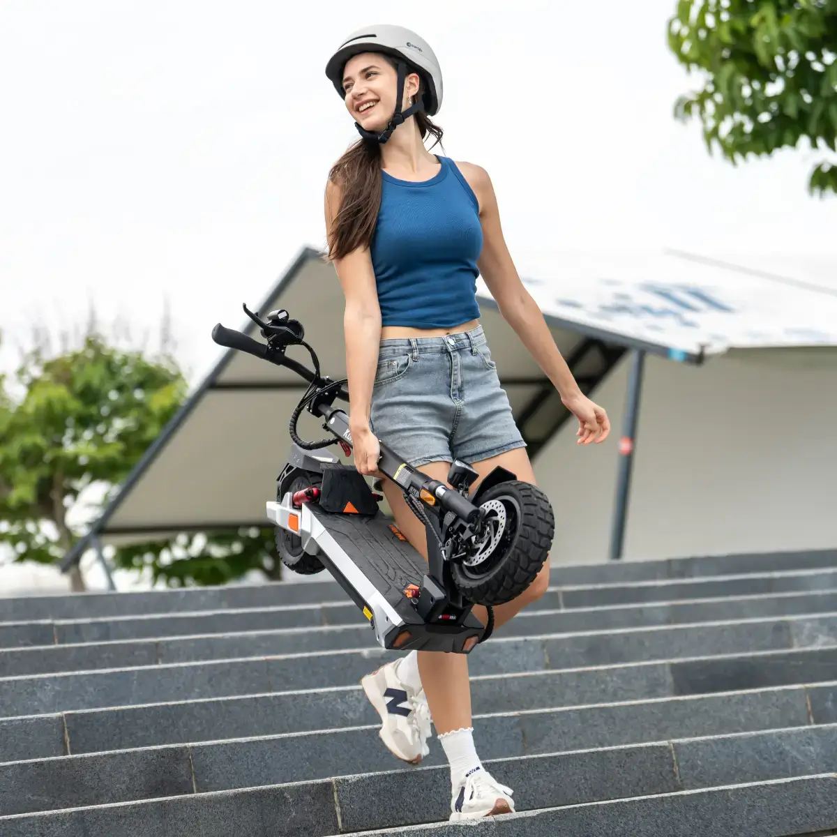 Kukirin M4 Max Nosene Ot Zhena.webp