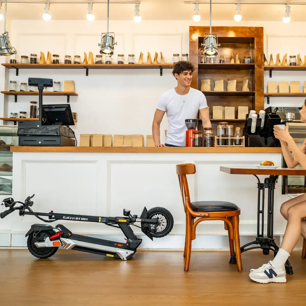 Kukirin M4 Max V Kafe Bar.webp